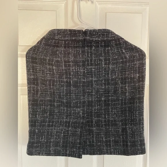 Banana Republic Factory, Skirt Suit Set, 00P/0P - Picture 3 of 6